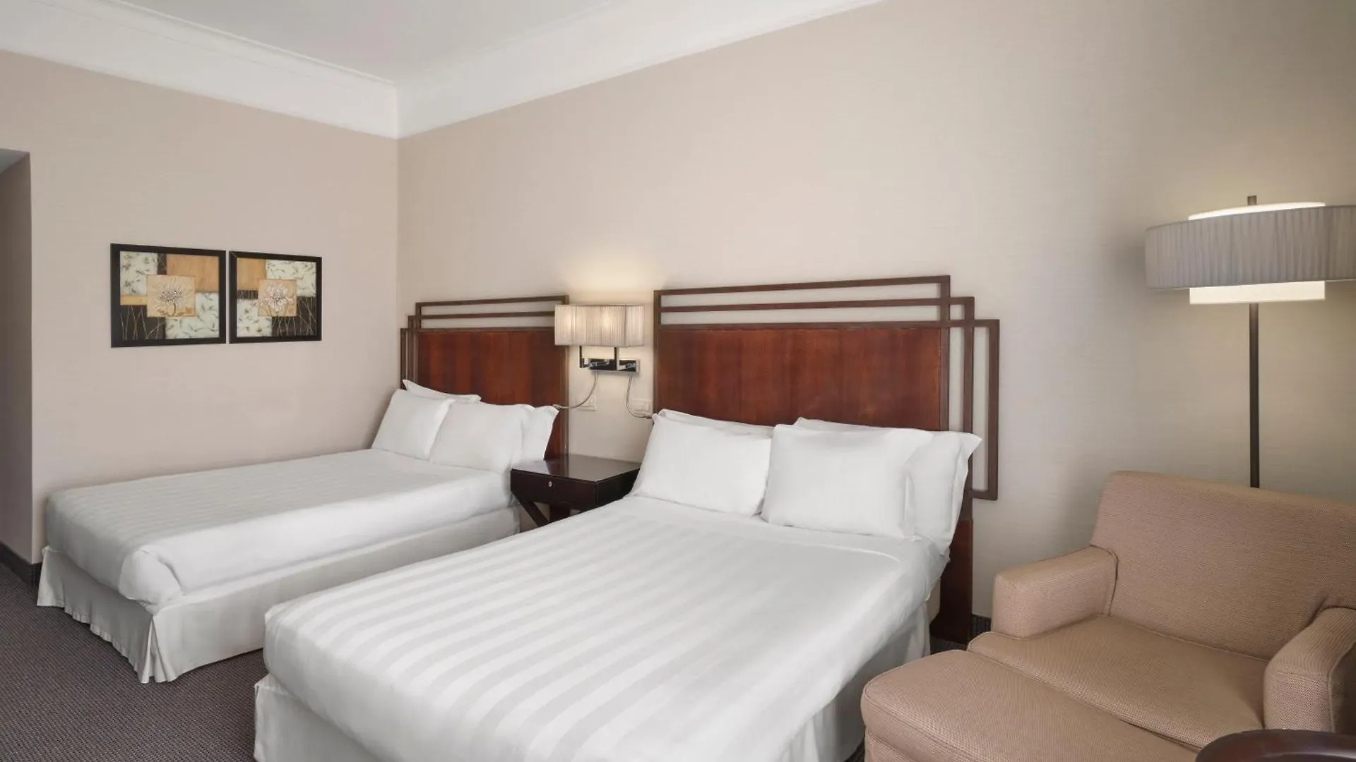 Hotel Crowne Plaza Rome St. Peter'S By Ihg