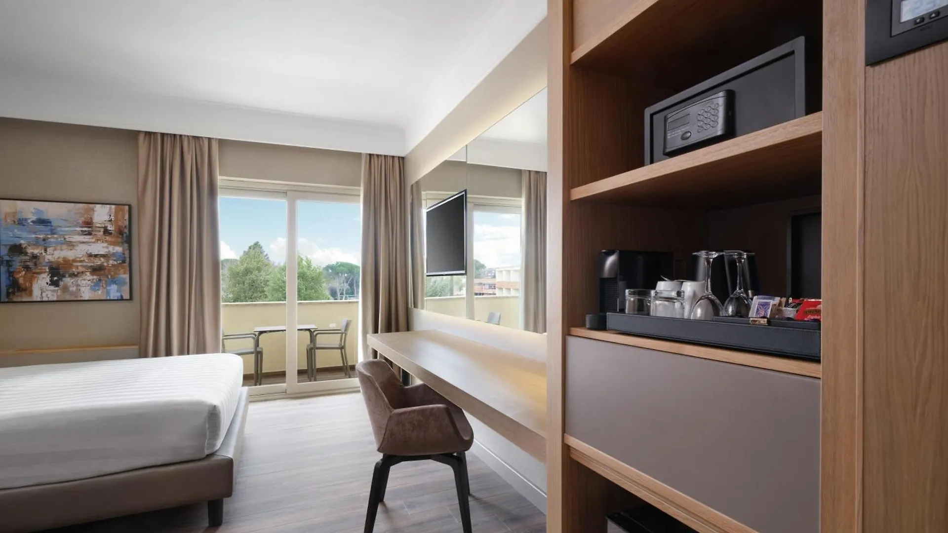 Hotel Crowne Plaza Rome St. Peter'S By Ihg 4*,  Italien
