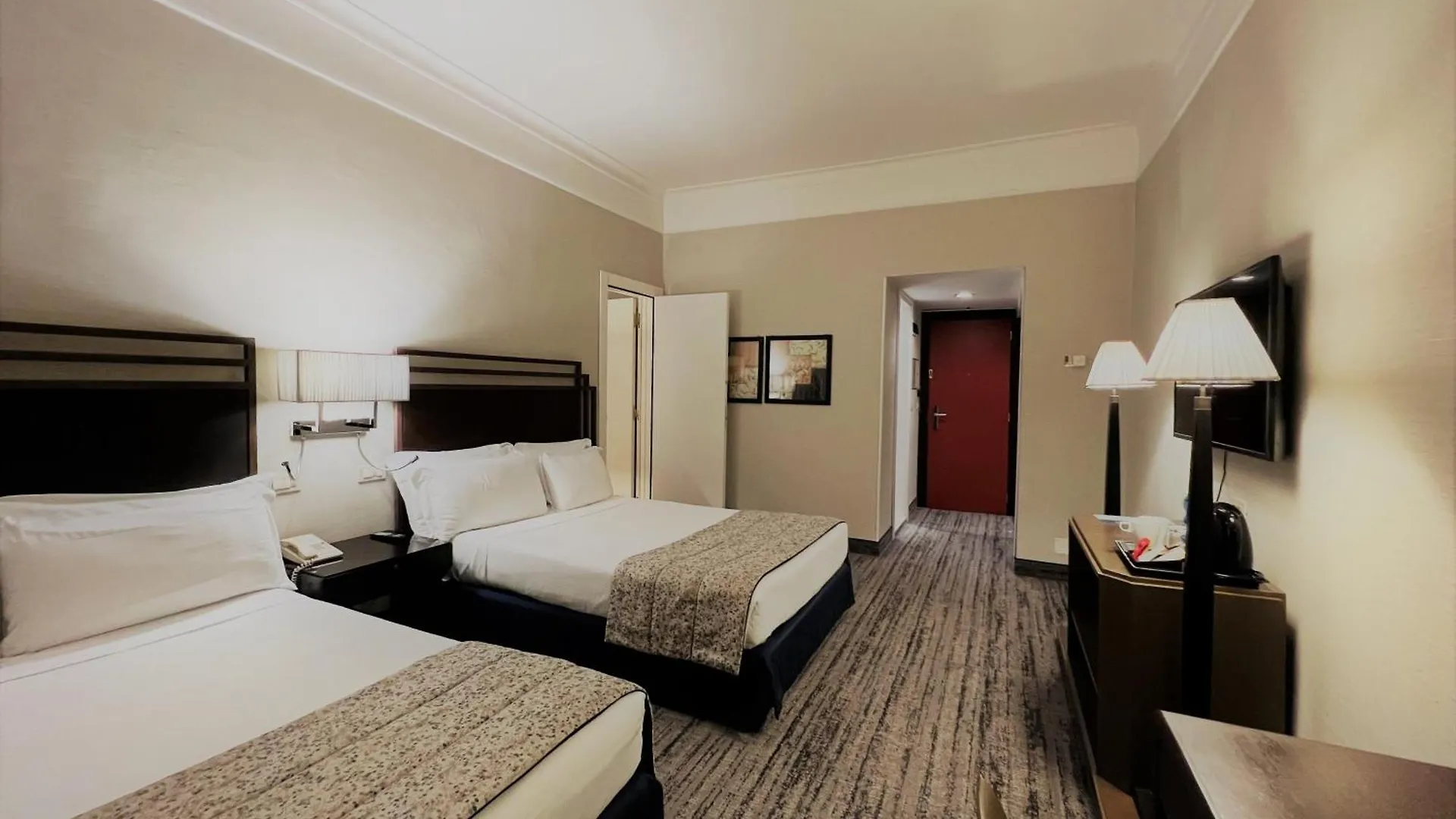 Crowne Plaza Rome St. Peter'S By Ihg Hotel