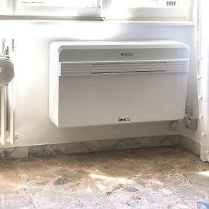 Questa Casa Non è Un Ciu-atr 9390-9 Appartamento