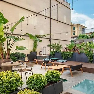 The Spring House Vatican, Tapestry Collection By Hilton 로마