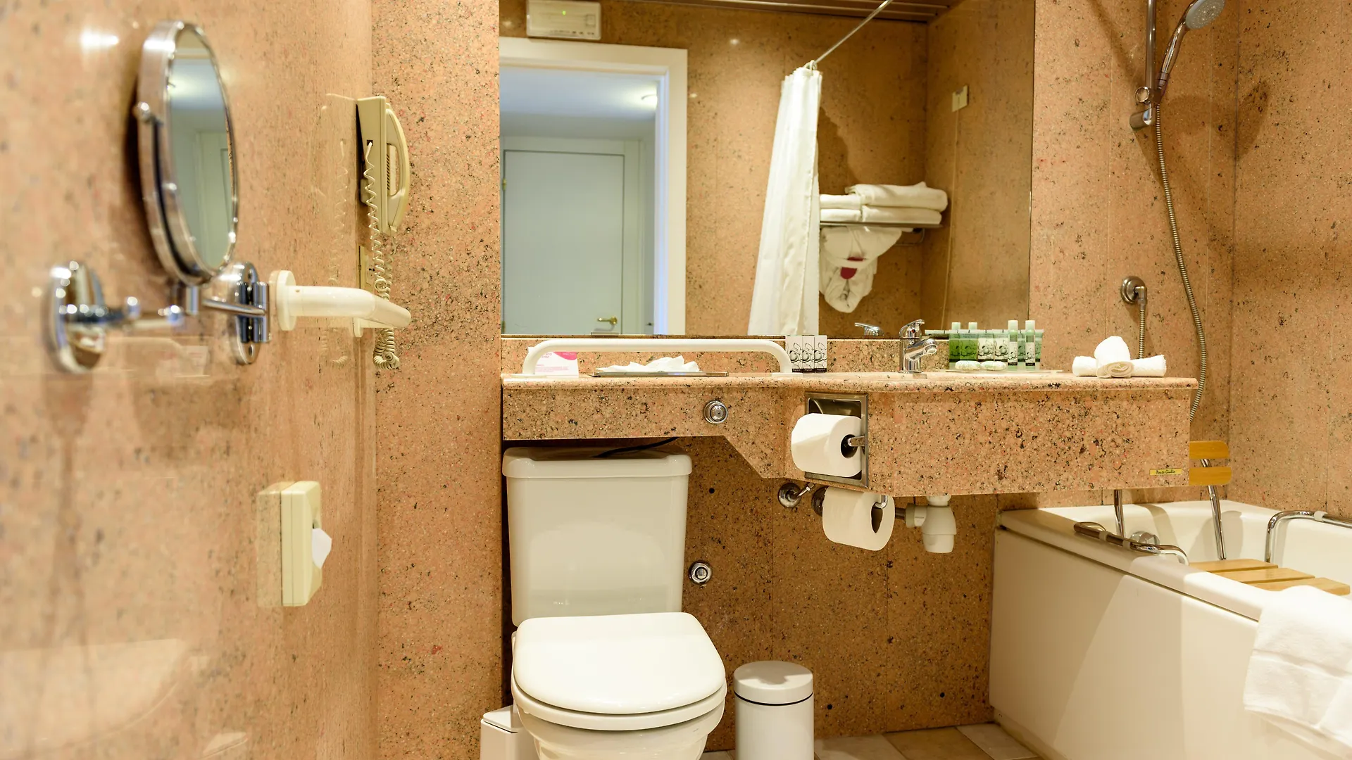 Hotel Crowne Plaza Rome St. Peter'S By Ihg