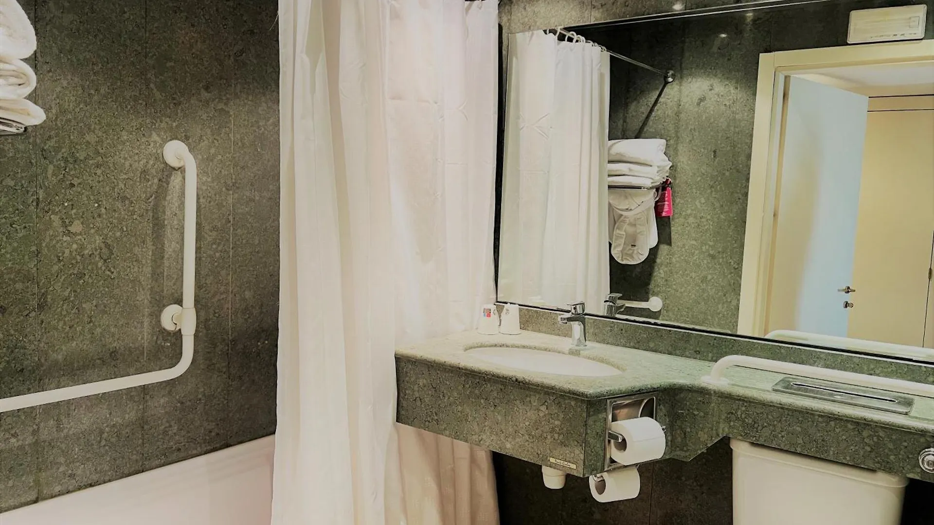 Hotel Crowne Plaza Rome St. Peter'S By Ihg