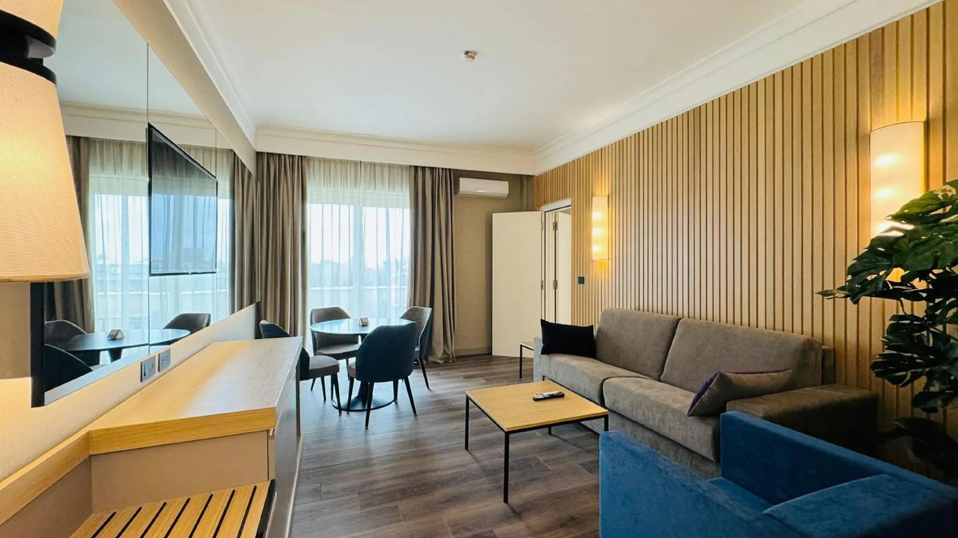 Hotel Crowne Plaza Rome St. Peter'S By Ihg