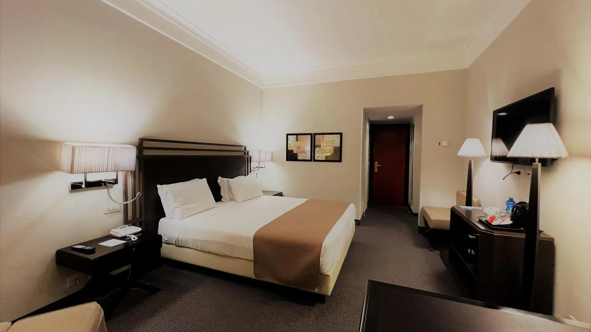 Hotel Crowne Plaza Rome St. Peter'S By Ihg